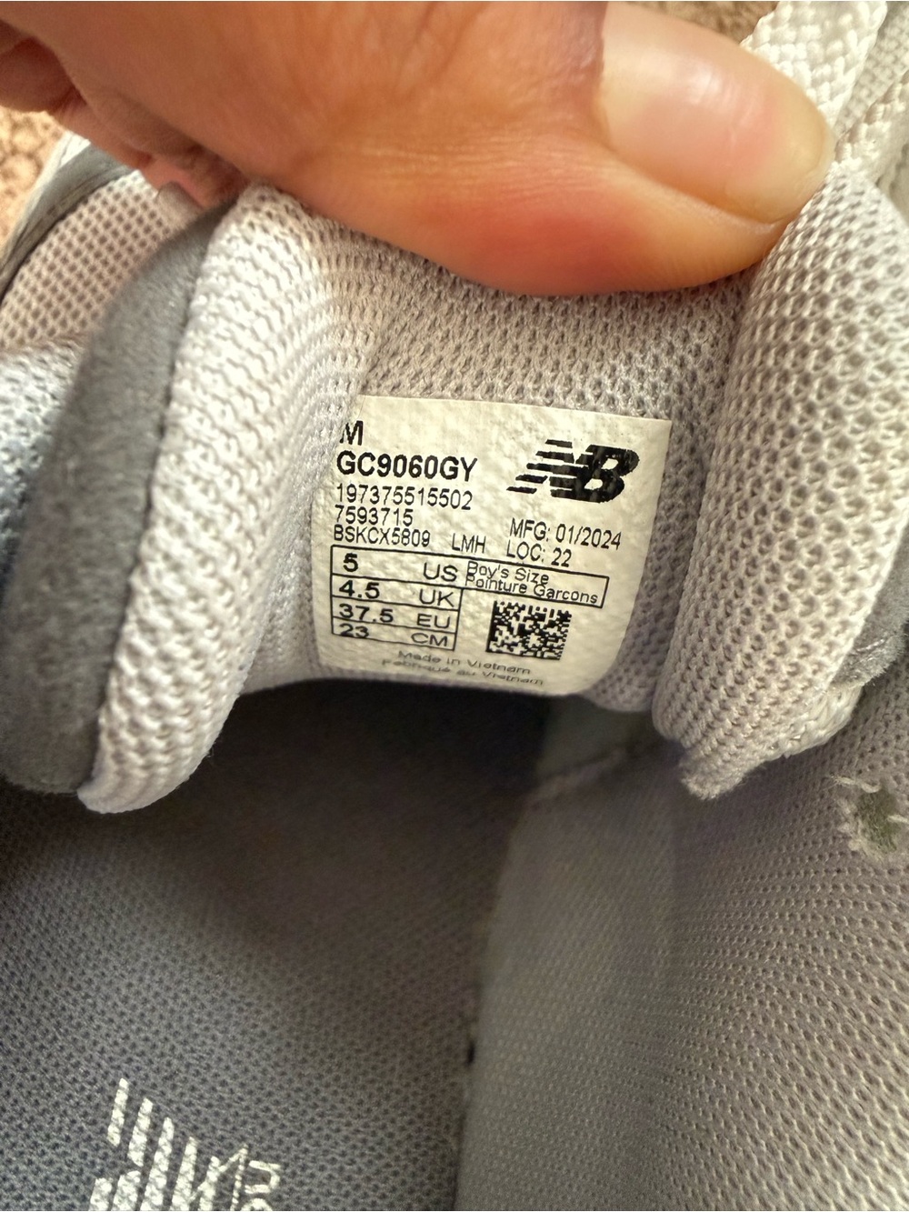 New Balance 9060 Y5 - Picture 5 of 5